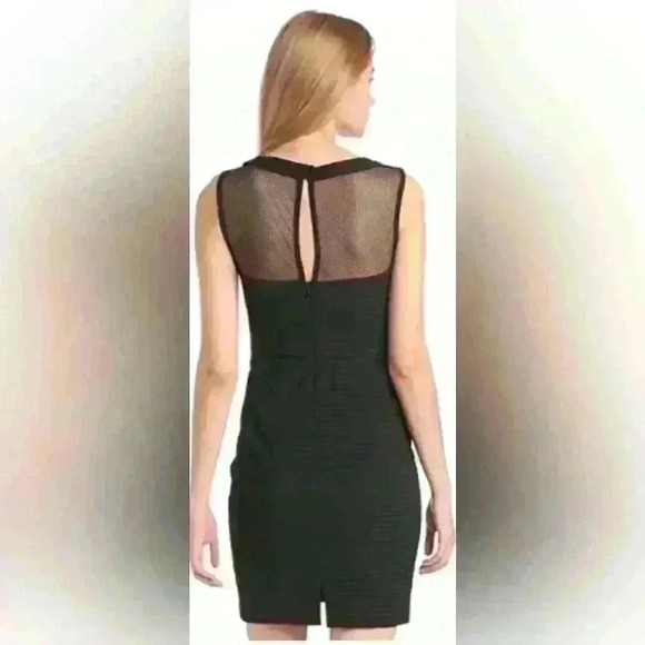 Trina Turk Bernadette cocktail dress ,  sz 4 NWT - Picture 2 of 12